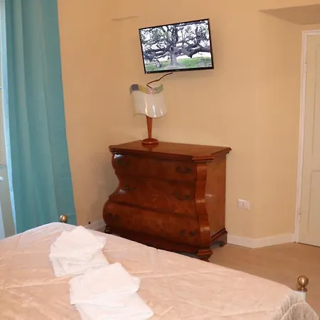 Bed & Breakfast Montalto Centro *